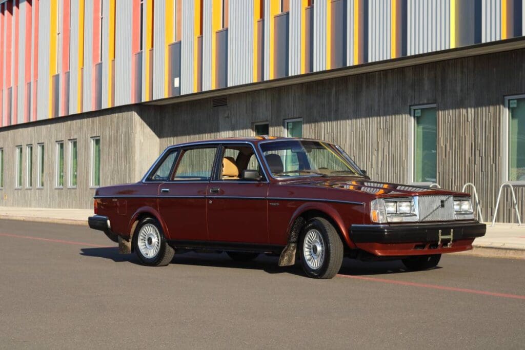 Time Capsule 1984 Volvo 240 GL with 52k Miles Klipnik