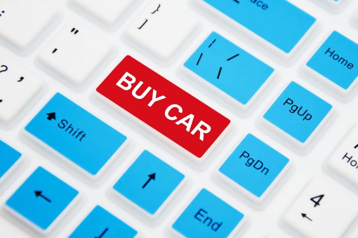 computer keyboard with buy car button