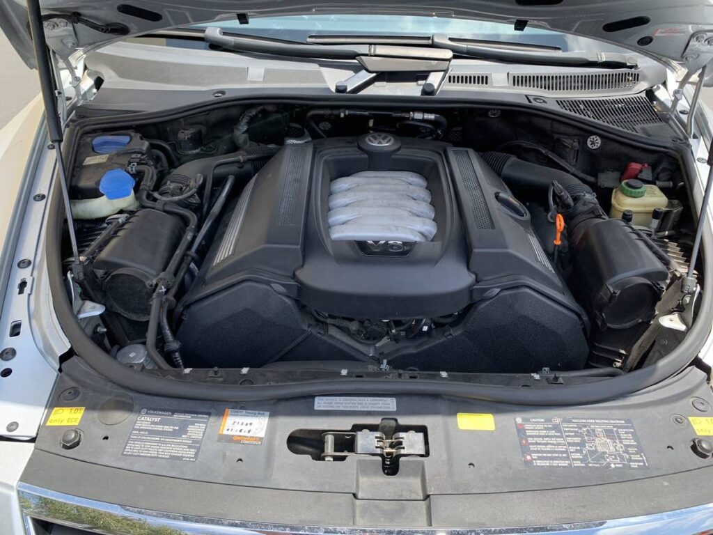 2005 VW Touareg V8 engine