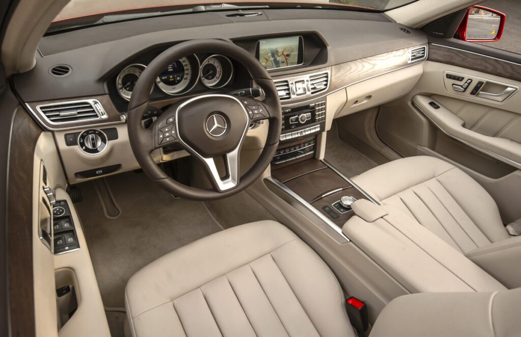 2014 Mercedes-Benz E350 interior