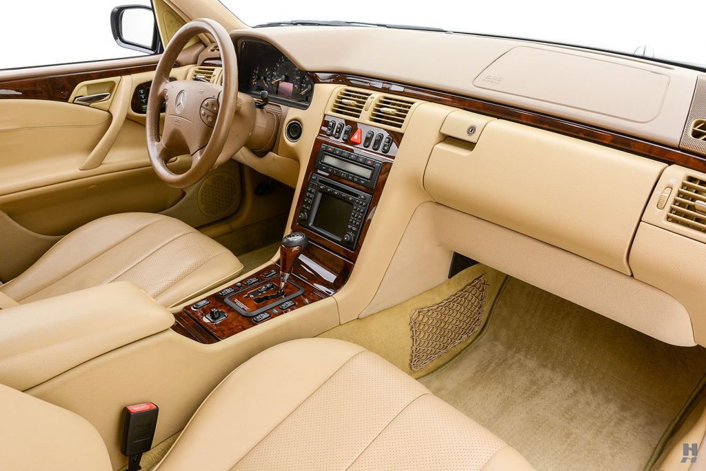 W210 E-Class interior